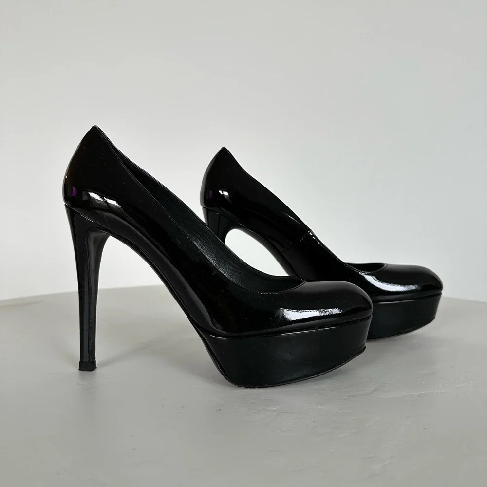 Stuart Weitzman Mae Platform Pumps Black Patent Leather | Size 7
